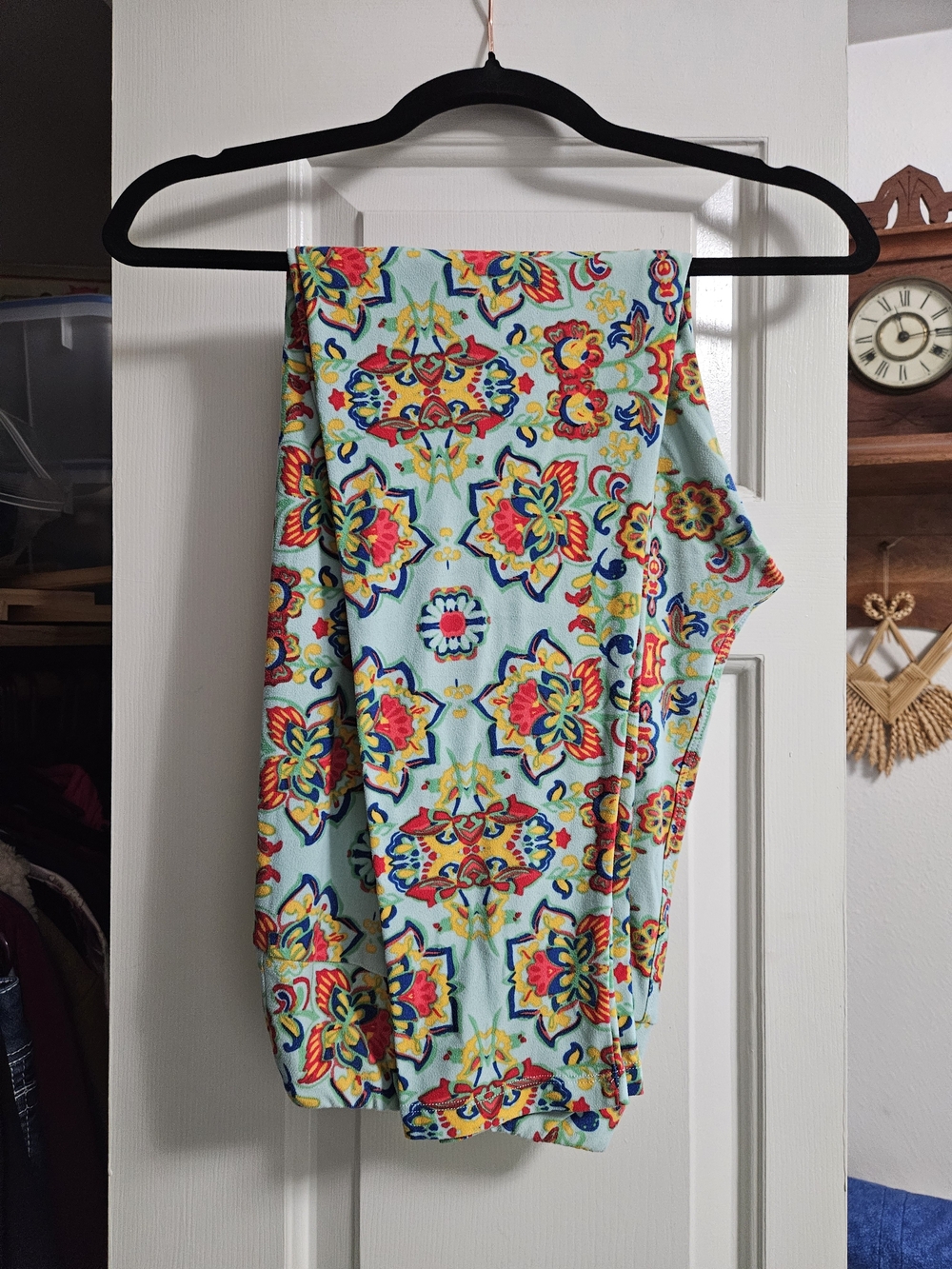 Lularoe Leggings T/C Light Aqua Floral-Print
